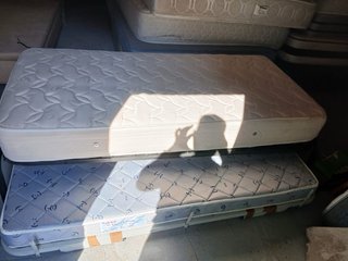 Cama canguro con colchones