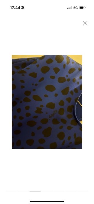 Abito blu con stampa animalier e fiocco
