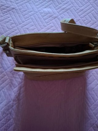 Bolso bandolera piel sintética beige