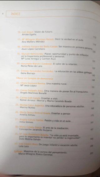 Libro 30 relatos de maestras
