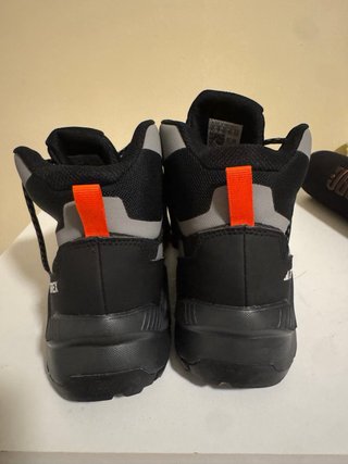 Botas Adidas Terrex Anylander Mid RAIN. Senderismo
