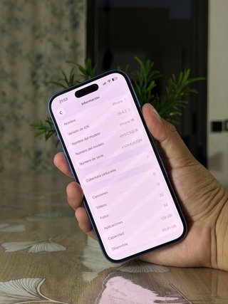 iPhone 16 Blu