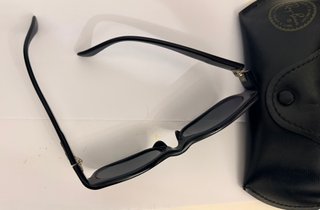 Occhiali da sole Ray-Ban Vintage Neri