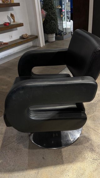 1 Sillon de peluquería negra