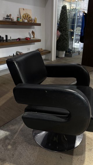 1 Sillon de peluquería negra