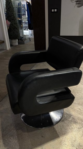 1 Sillon de peluquería negra