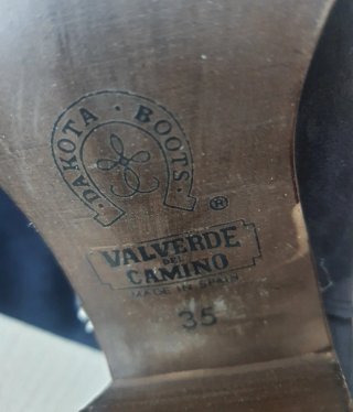 Botas camperas ante azul marino 35