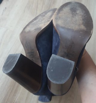 Botas camperas ante azul marino 35