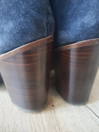 Botas camperas ante azul marino 35