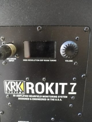 Altavoz KRK Negro y Amarillo