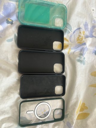 Fundas iPhone 13 (Pack 5) También por separado .