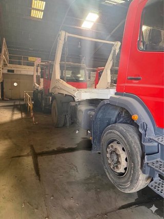 Mercedes Porta Contenedores