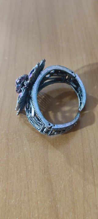 Bracciale vintage floreale con cristalli viola