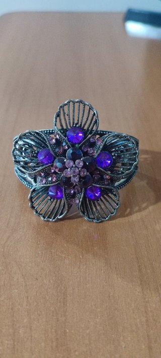 Bracciale vintage floreale con cristalli viola