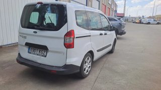 Ford Transit Courier 2016