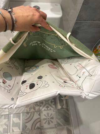 Cambiador bebé con diseño de animal y funda