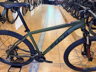 Bicicleta Fuji Nevada 4.0 LTD 29 T.L