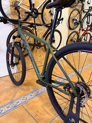 Bicicleta Fuji Nevada 4.0 LTD 29 T.L