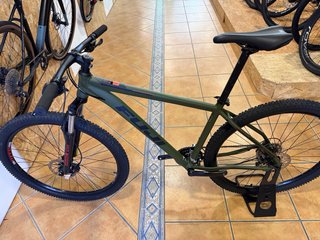 Bicicleta Fuji Nevada 4.0 LTD 29 T.L