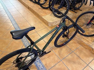 Bicicleta Fuji Nevada 4.0 LTD 29 T.L