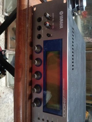 Sampler Yamaha A4000