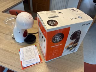 Casi nuevo.  Cafetera Krups Dolce Gusto Piccolo XS