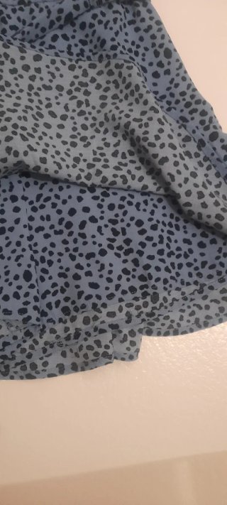 Minifalda pantalón  lunares Stradivarius Talla M