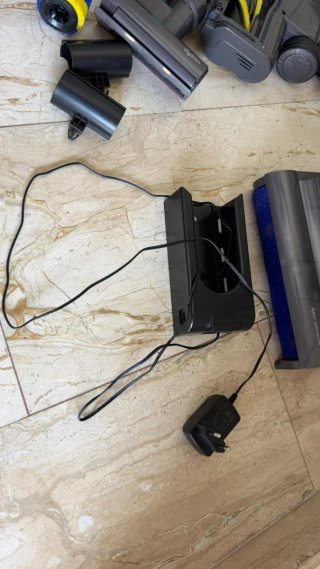 Aspirapolvere e lavapavimenti