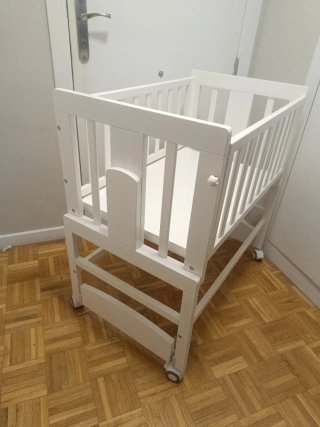 Mini cuna colecho blanca con ruedas