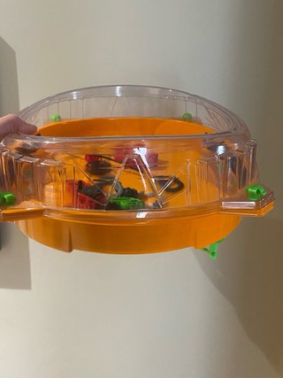 Lanzadores y Beyblades