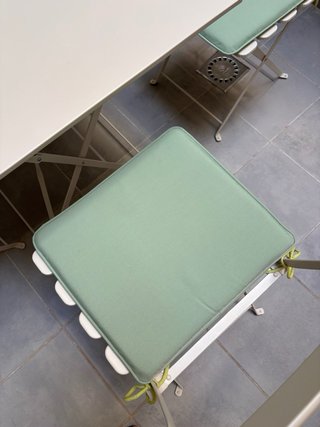 Conjunto mesa y sillas jardín
