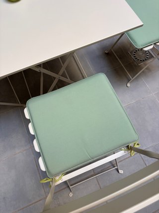 Conjunto mesa y sillas jardín