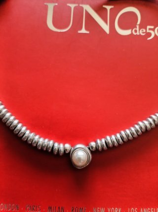 Gargantilla Uno de 50 perla y cordón