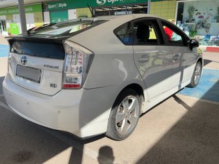 Toyota Prius GARANTÍA HÍBRIDO