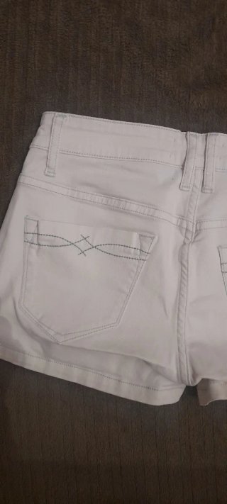 Shorts Stradivarius Talla 38 Beige