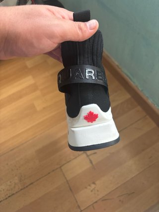 Zapatillas Dsquared2 Negras y Blancas