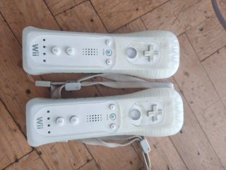 Nintendo Wii Balance Board + Mandos