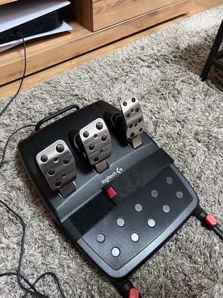 Volante Logitech G29 + Playseat Challenge