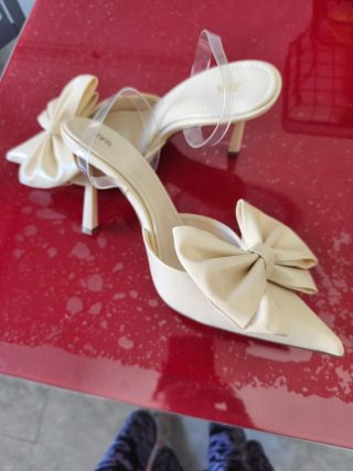 Zapatos Zara Beige Tacon Lazos