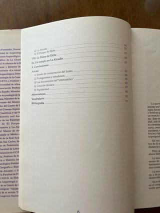 Documentos y reflexiones sobre una dama.
