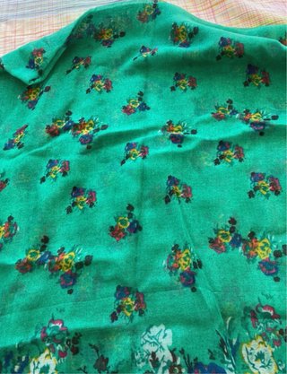 Foulard estampado flores y rayas