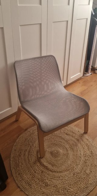 Sillón moderno tela y madera