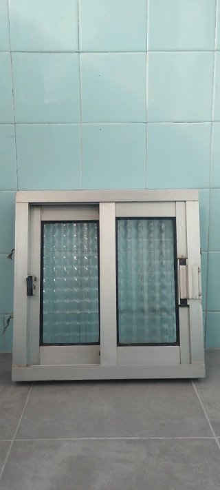 Ventana aluminio 40x40cm