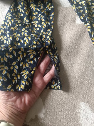 Pantalón Nümph fluido estampado hojas 38