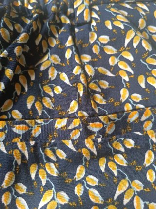 Pantalón Nümph fluido estampado hojas 38
