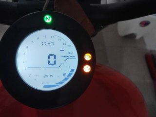 Moto Naranja