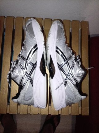Asics GEL-NIMBUS Zapatillas Running Plata