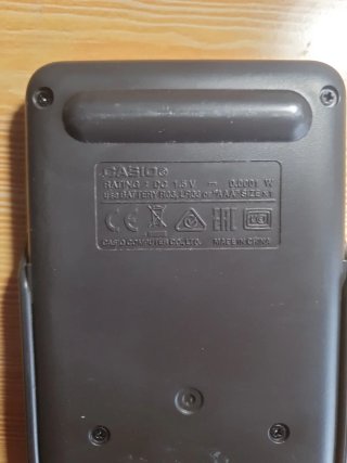 Calculadora Científica Casio fx-82MS