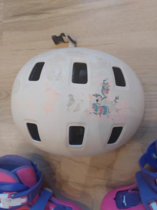 Kit Patinaje Infantil: Patines, Protección y Casco