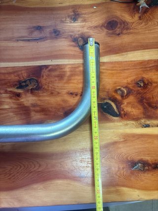 Soporte para antena de metal